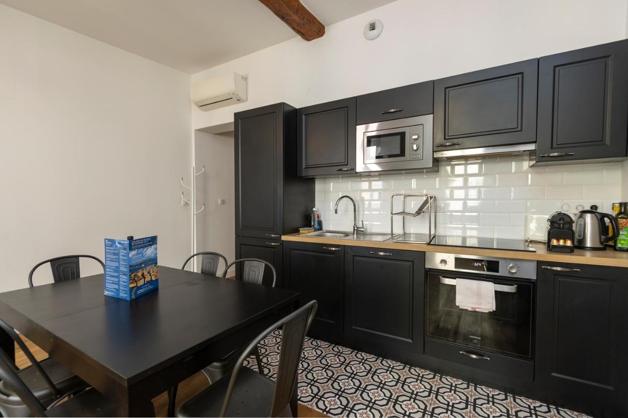 Les Suites R Bonaparte - Appartements De Standing Au Coeur De La Vieille Ville Pietonne Ajaccio  Exterior photo